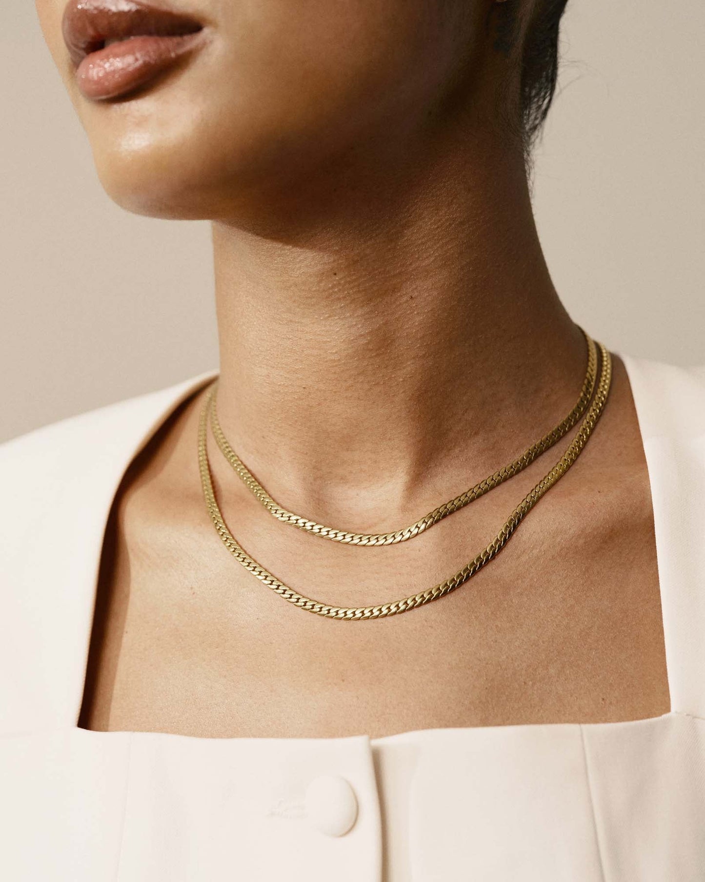 Serpentine Chain Gold Small Necklace