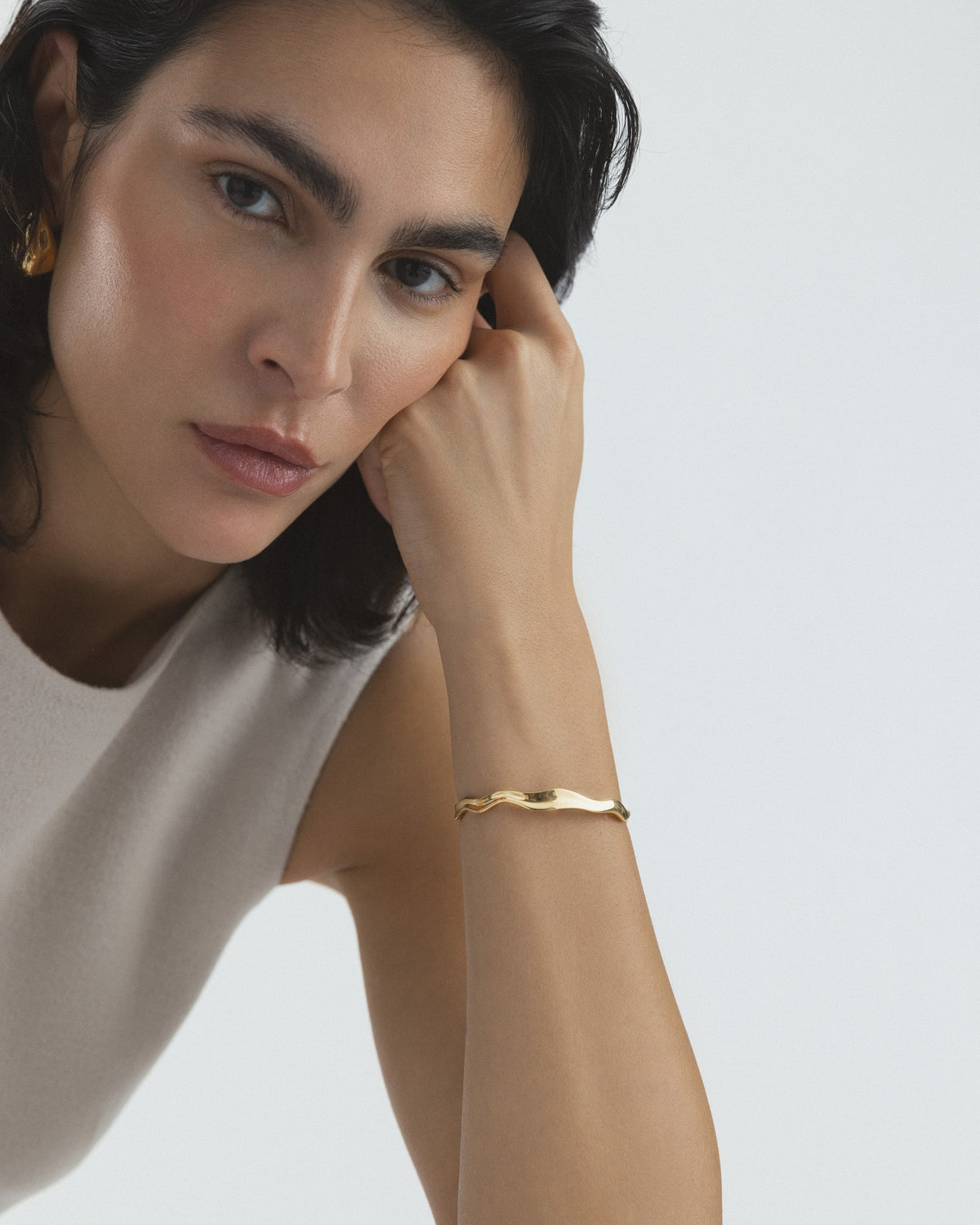 Wavy Bolded Cuff Bracelet
