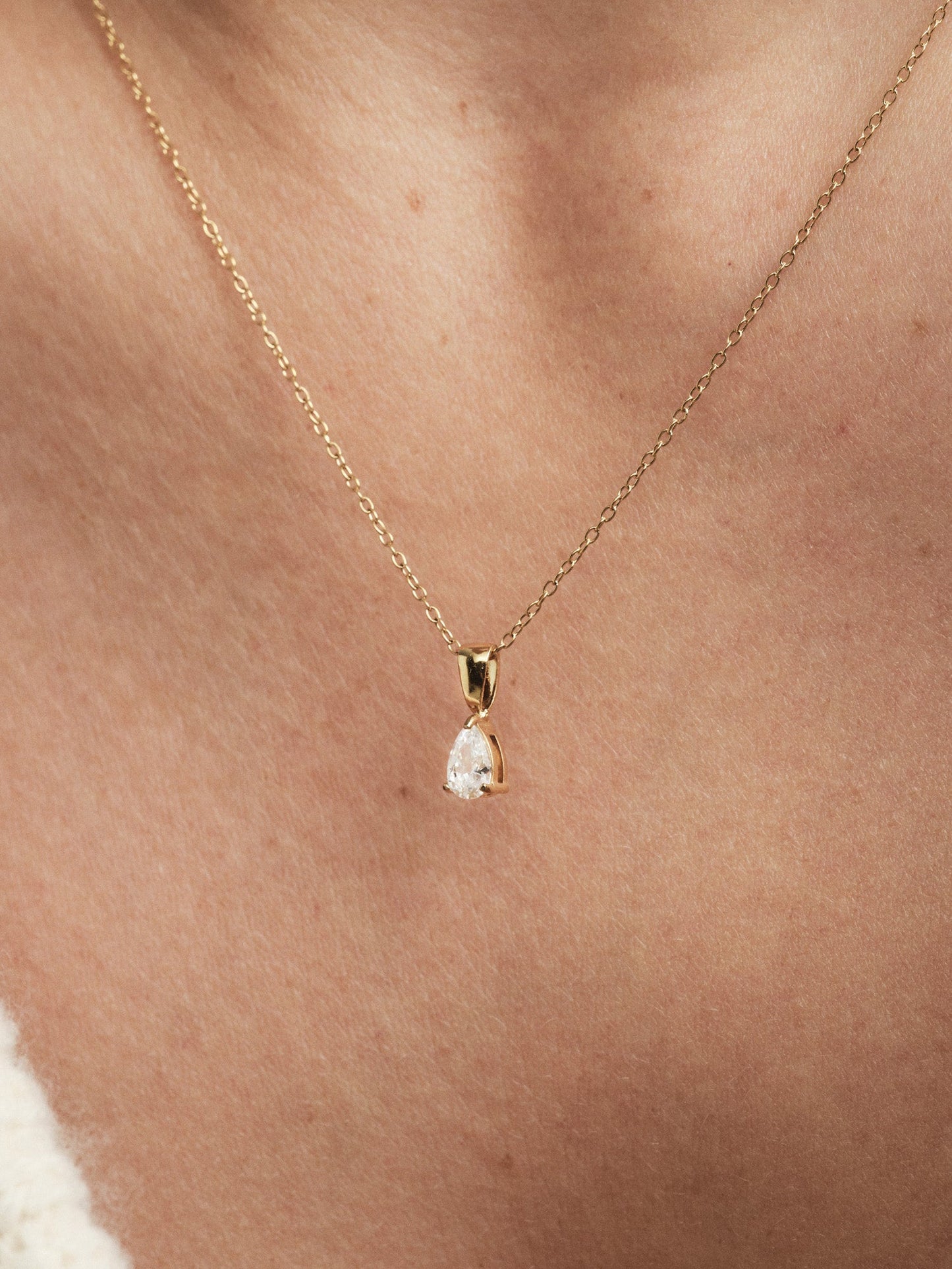 Belle White Necklace