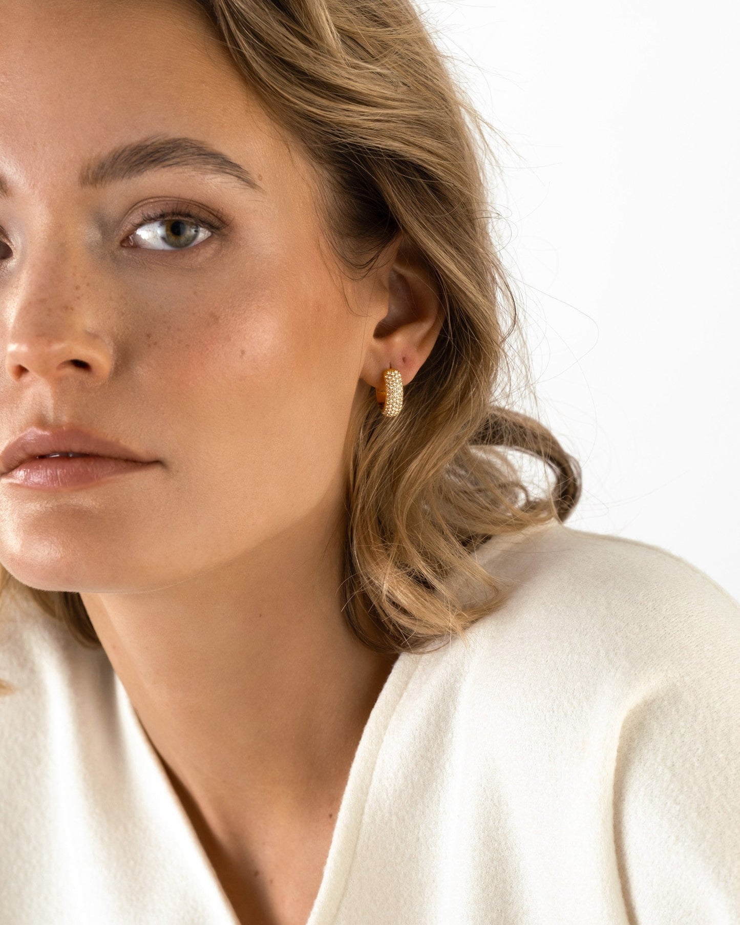 Amour  Hoops Medium