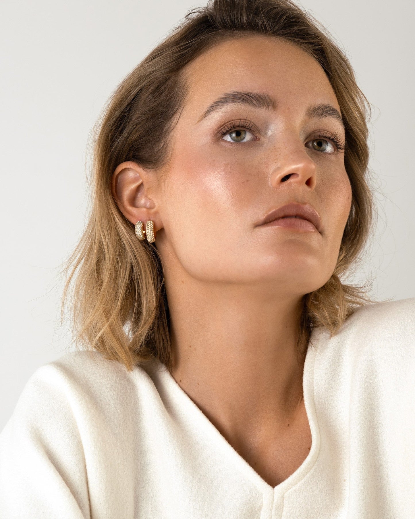 Amour  Hoops Medium