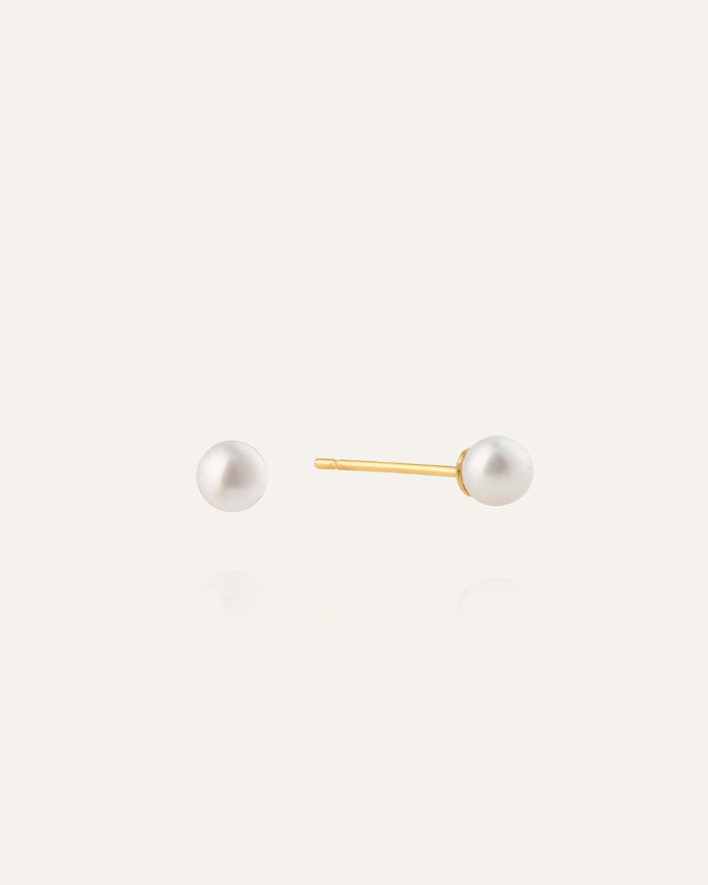 Pearl Studs Small