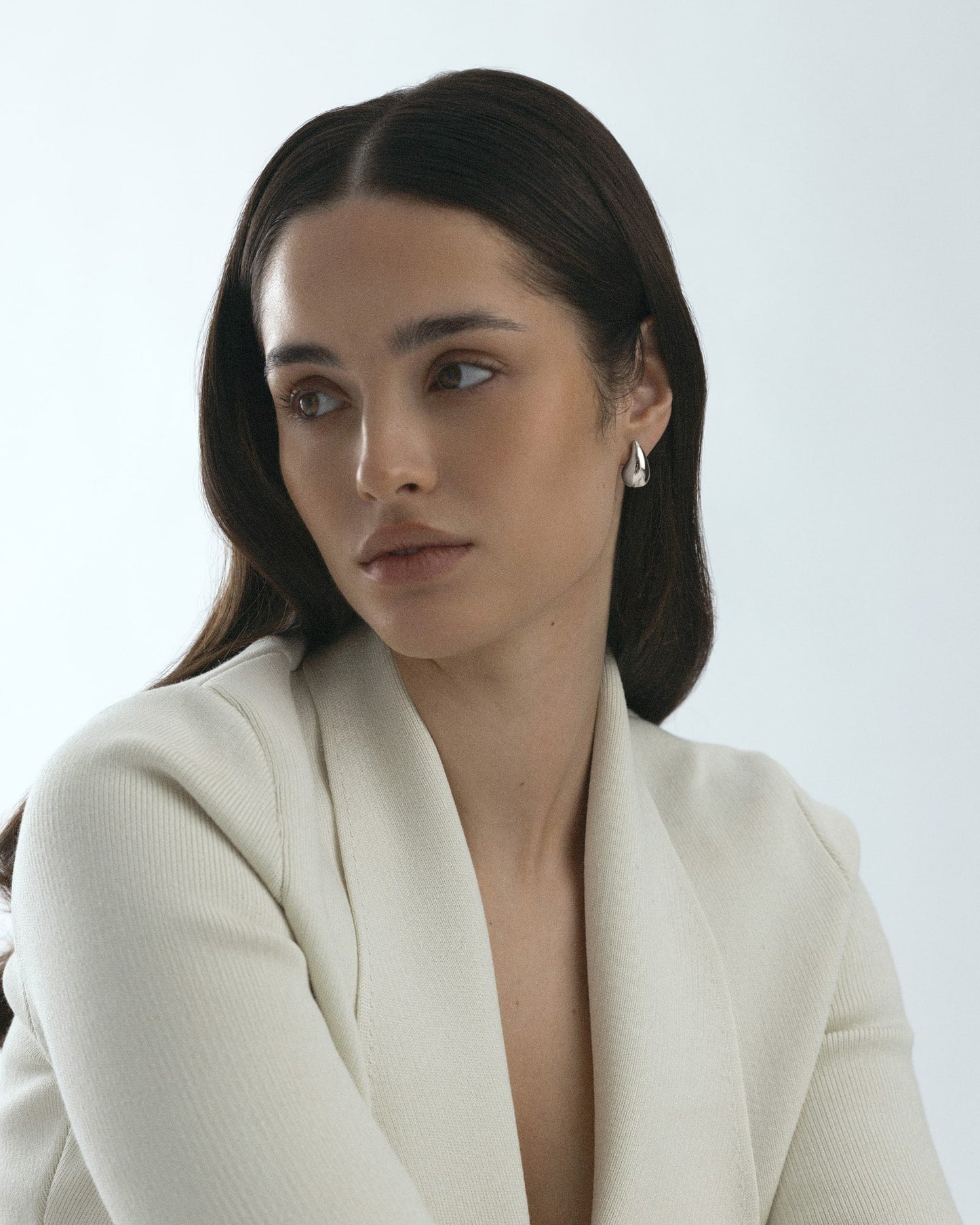 Plain daring small earring