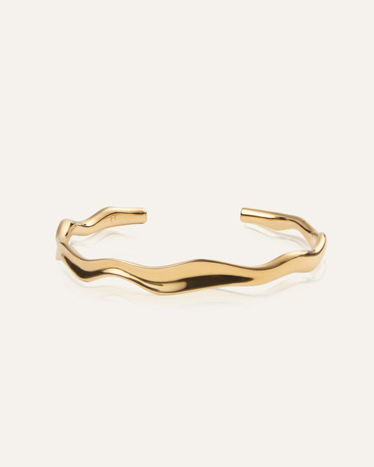 WAVY BOLDED CUFF GOLD BRACELET