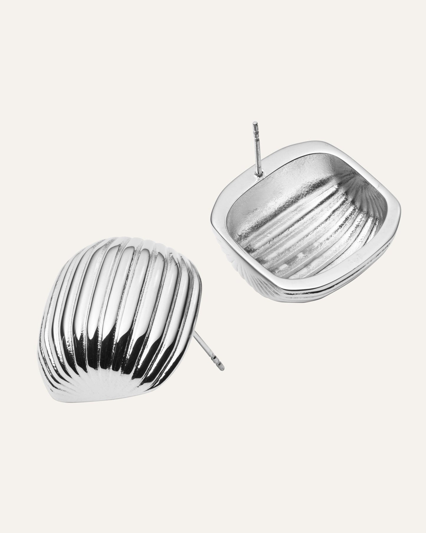 Retro Ribbed Earring