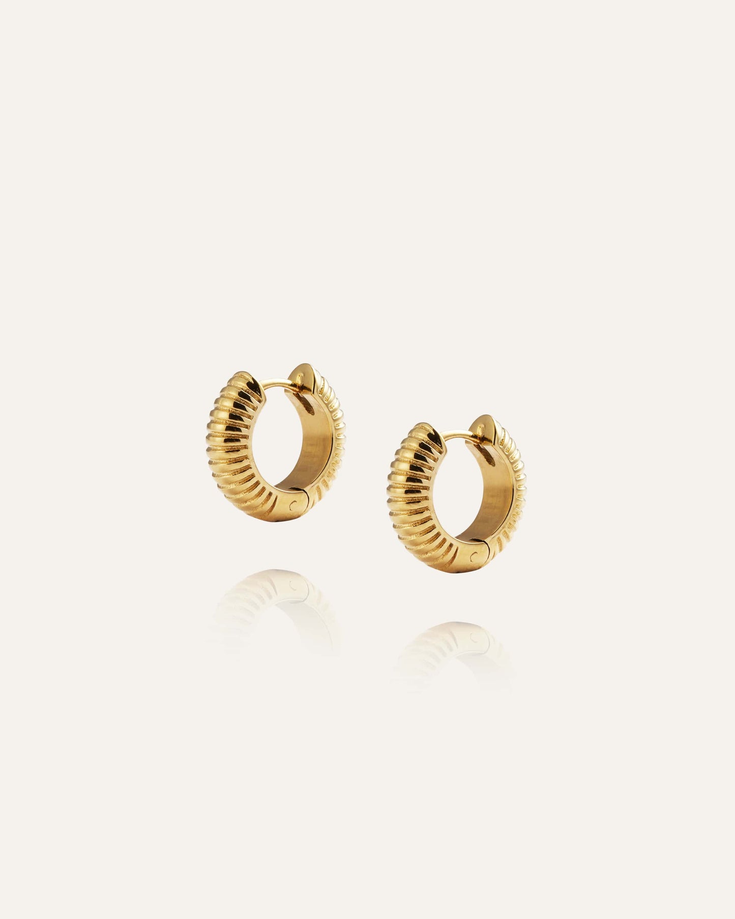 Ribbed Hoops Gold Medium